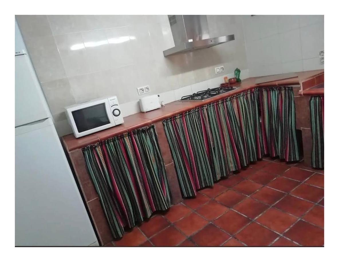 Casa Rural El Abejorro Alcala del Jucar Exterior foto